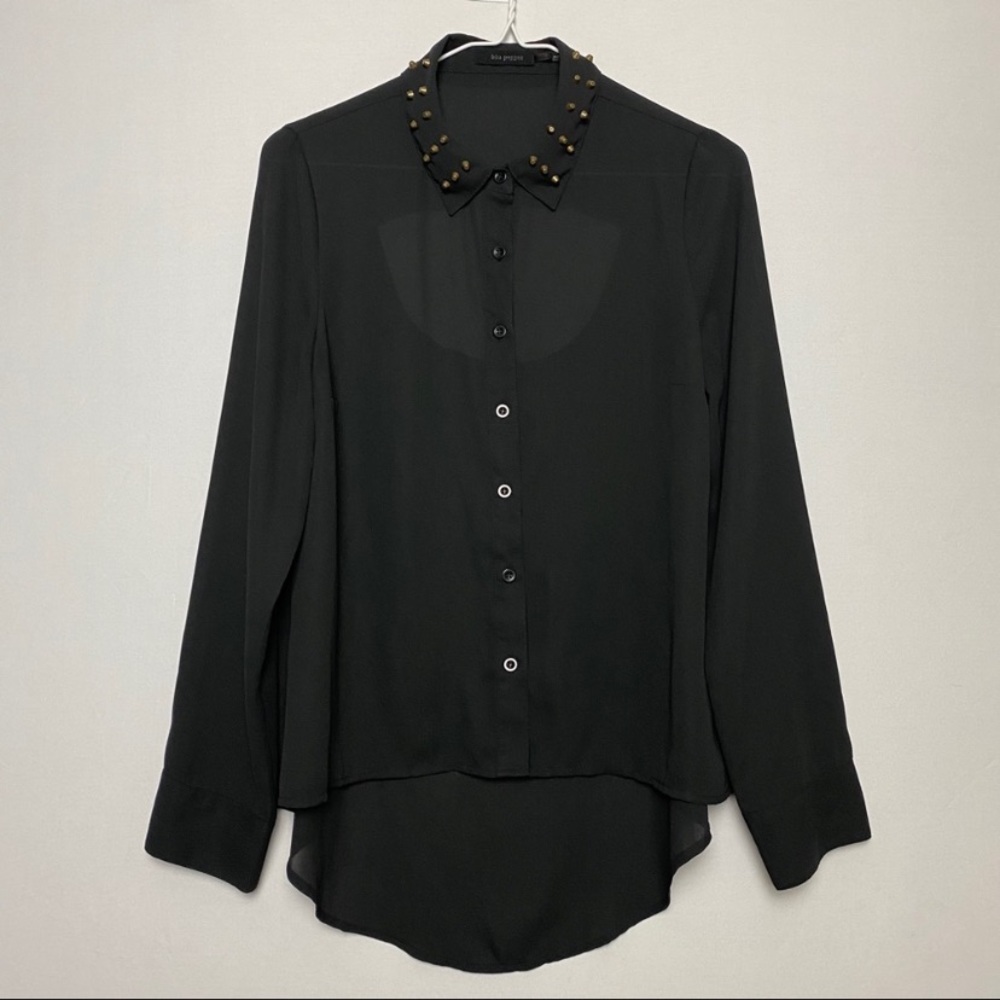 Blu Pepper size S studded collar sheer blouse